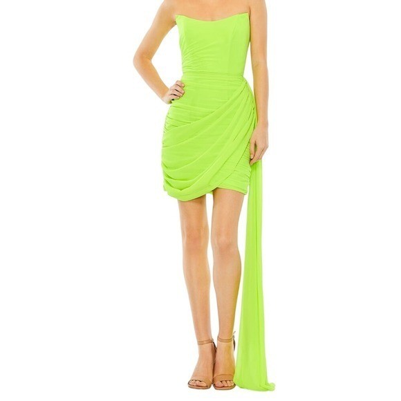 Mac Duggal Lime Green Strapless Ruched Mini Dress NWT Size 6 Prom Cocktail