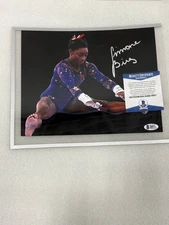 Simone Biles Photo Signed Autographed with Beckett COA