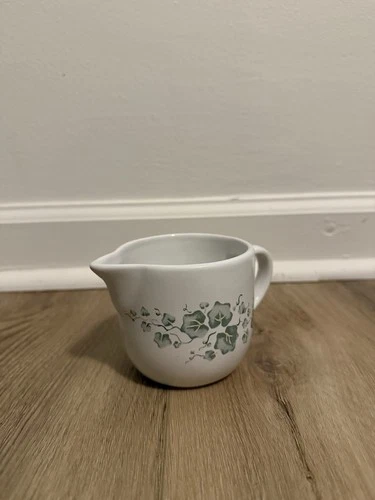 Vtg Corelle Coordinates Callaway Green Ivy Creamer