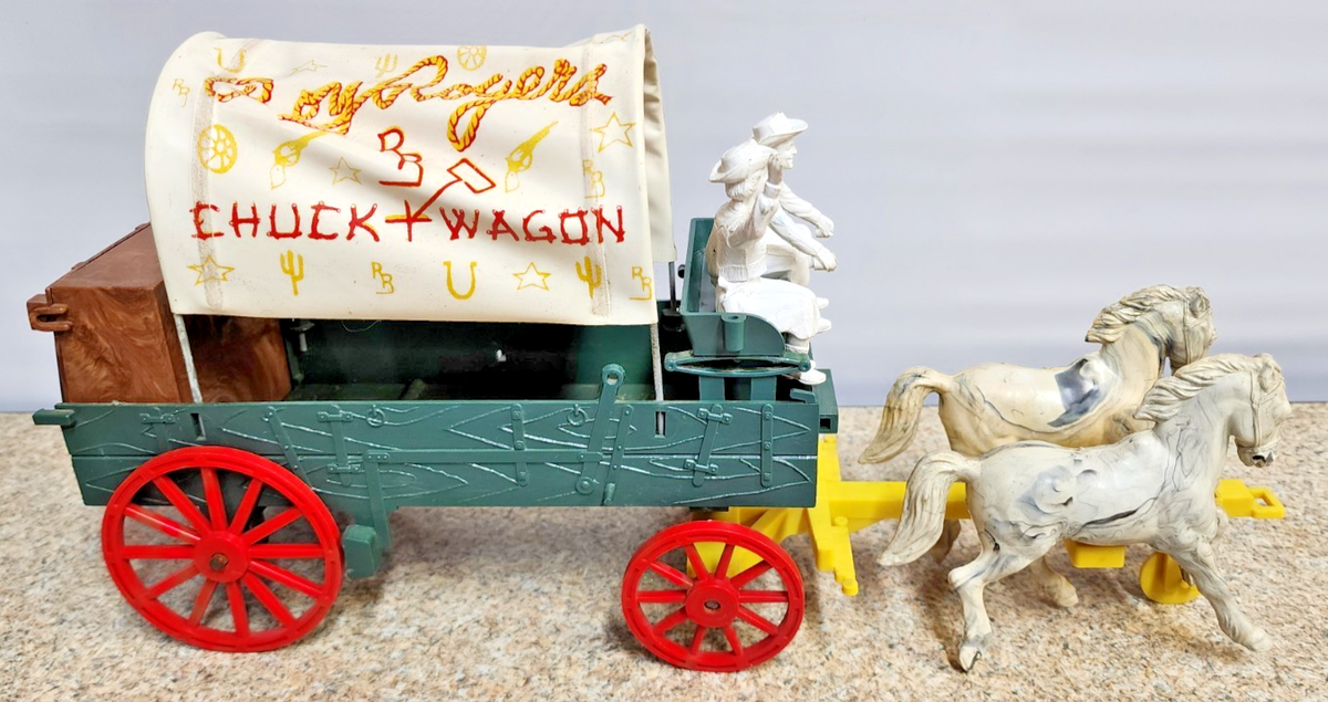 Vintage 1955 Ideal Roy Rogers Chuck Wagon with Roy Rogers