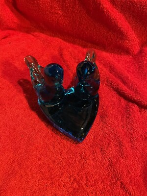 Vintage happy little bluebirds titan art glass Fayetteville
