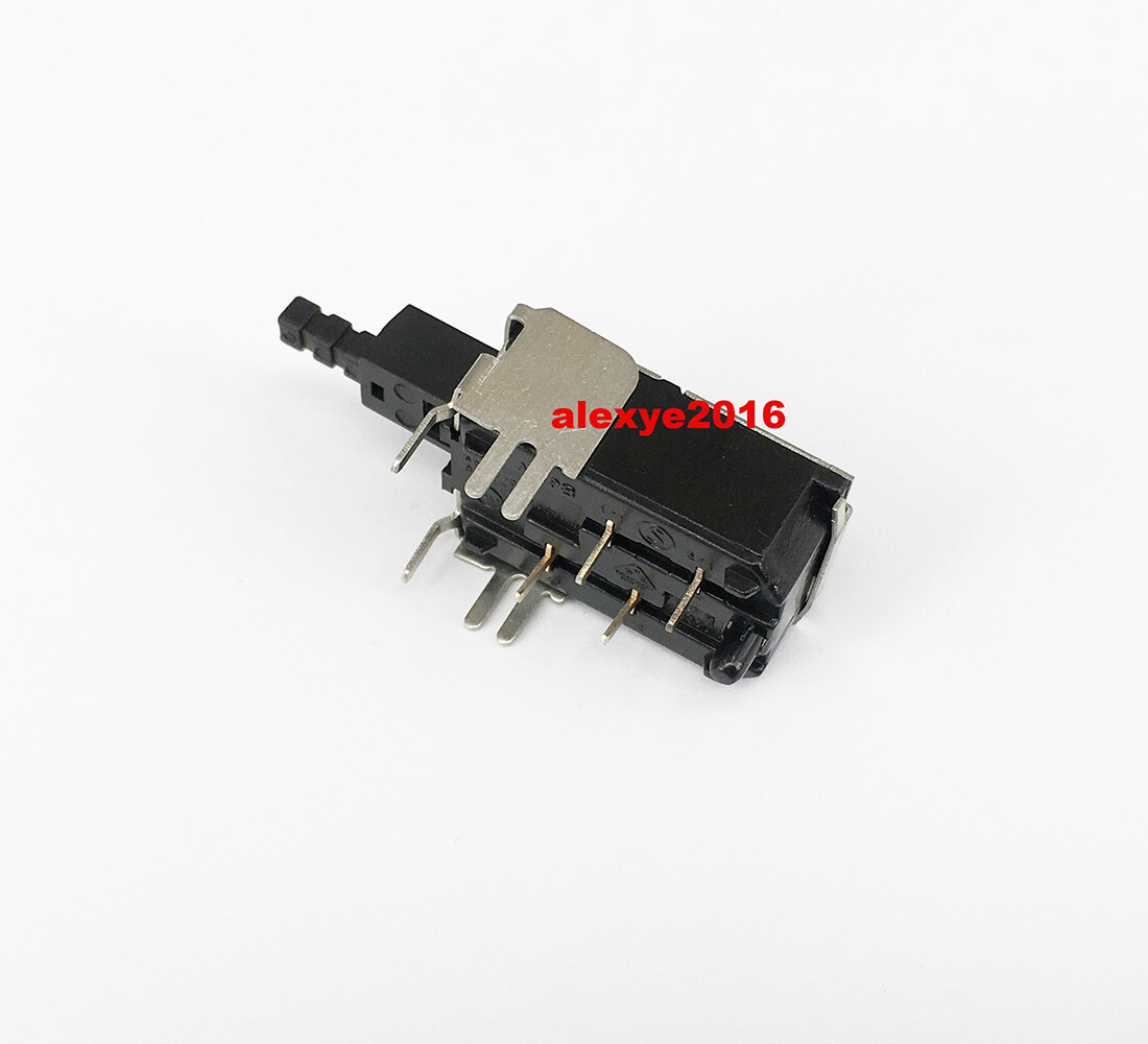 ALP8 ALPS SDKE-3 Pushbutton Switch 8A/128A 250V AC u 4 Pins ON-OFF