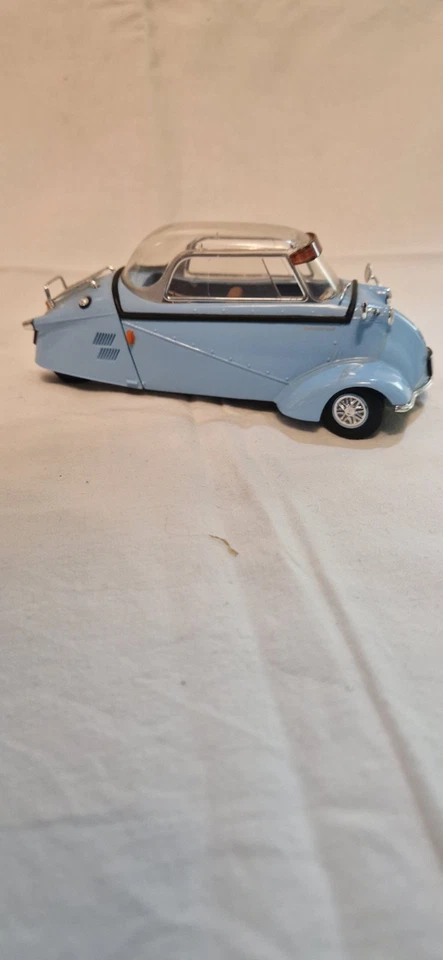 Messerschmitt KR 200  Revell Metall blau , 1:18  - Bild 2 von 4