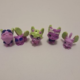 Hatchimals CollEGGtibles Rainbow-cation Wolf Family Lot Of 10