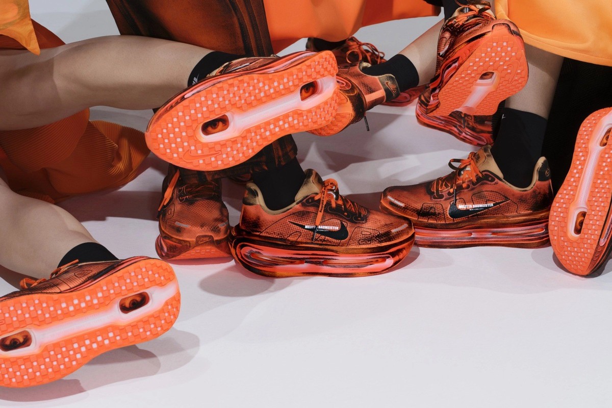 Size 7.5 - Melitta Baumeister x Nike Vomero Premium Total Orange