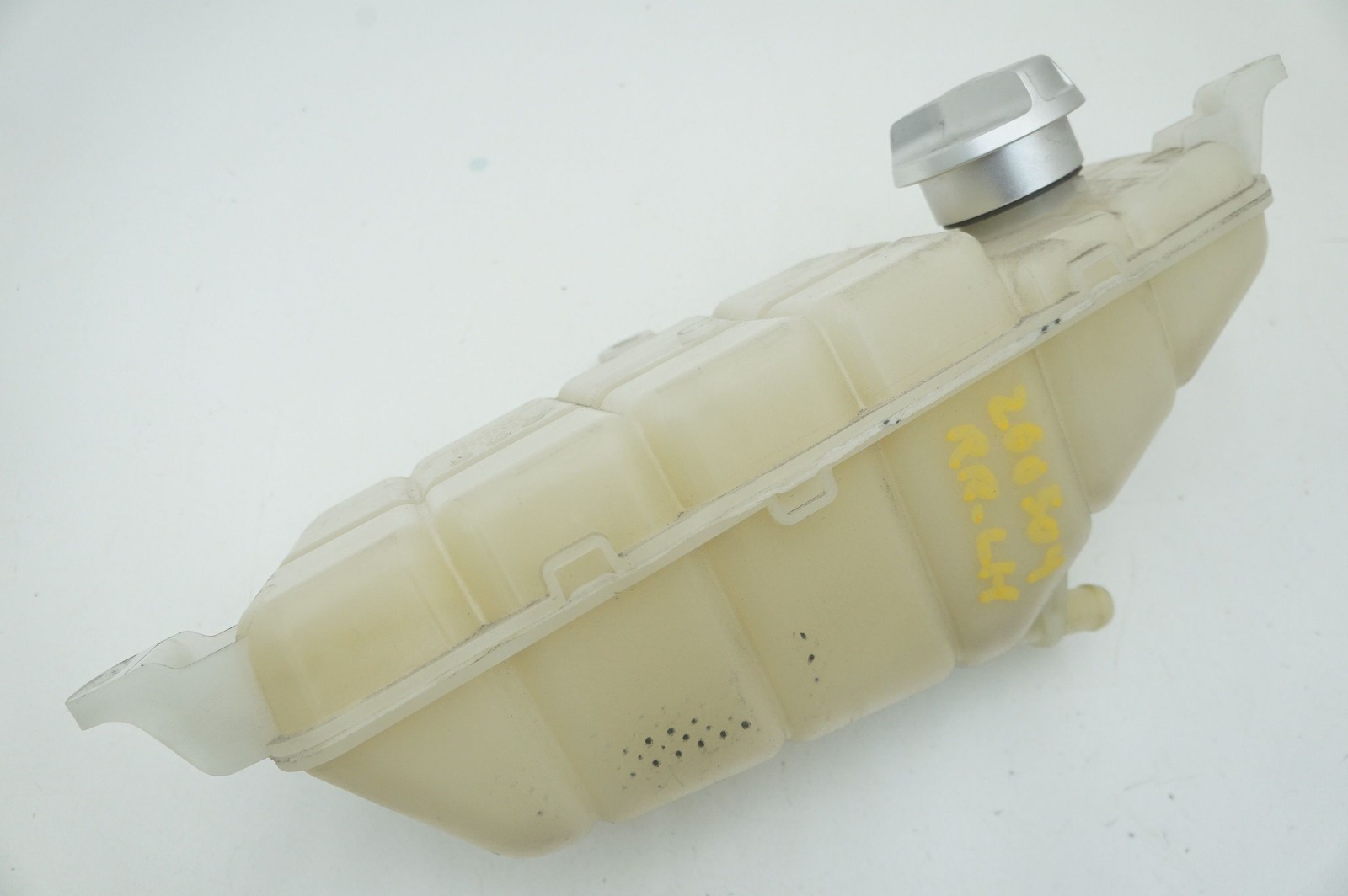 Coolant Reservoir Overflow Expansion Tank Assembly OEM 22LA093GP Mclaren GT 2022