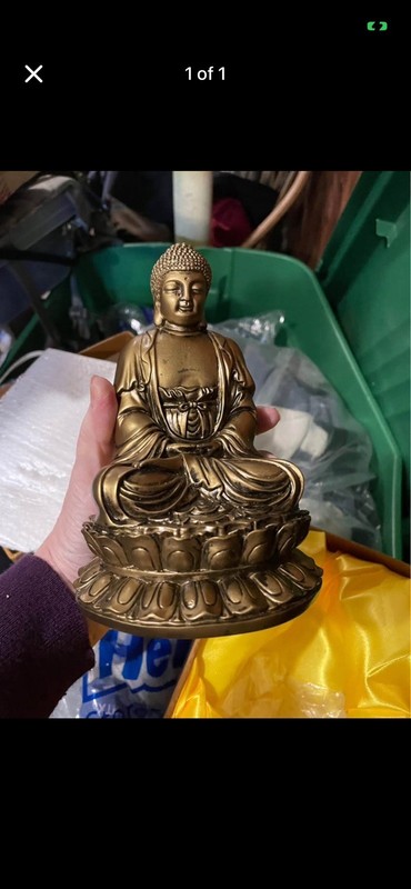 buddha statue
