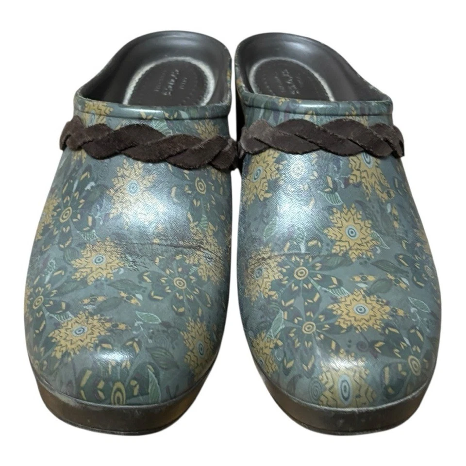 Zapatos Crocs Talla 9 Sarah Floral Tacón Slip On Zuecos Mules Foto 3 de 4