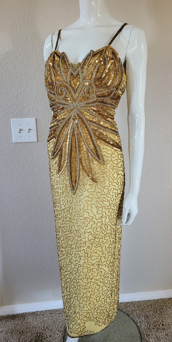 green emerald velvet dress Hepburn K main image 1