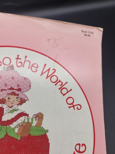 Vintage Rare Welcome to the World of Strawberry Shortcake 1985 Cross Stitch Book - Picture 3 of 16