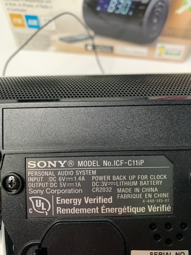 Sony AM/FM Clock Radio Iphone Ipod Dock Alarm ICF-C11iP - Picture 2 of 2