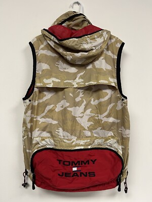 Vintage Tommy Hilfiger Camo Vest Adult Size Medium Fishing