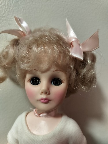 Vintage Effanbee's "Dance Ballerina Dance" Vinyl 11" Doll with Tags #1140 - Picture 9 of 9