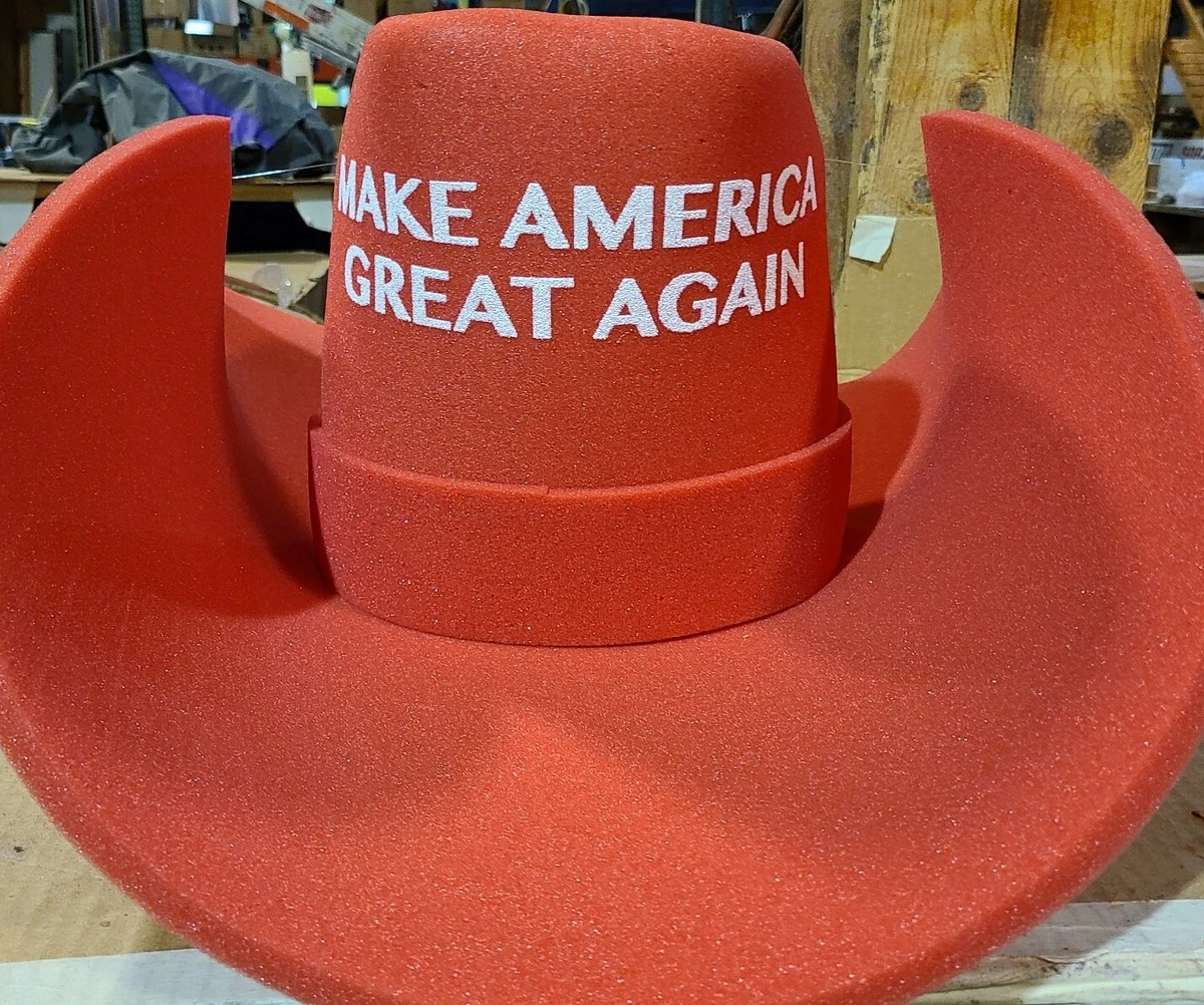 Пивная пена темная. Пена в бассейне. Шампунь для головы. Пиво текстура. На гребне (на пике).