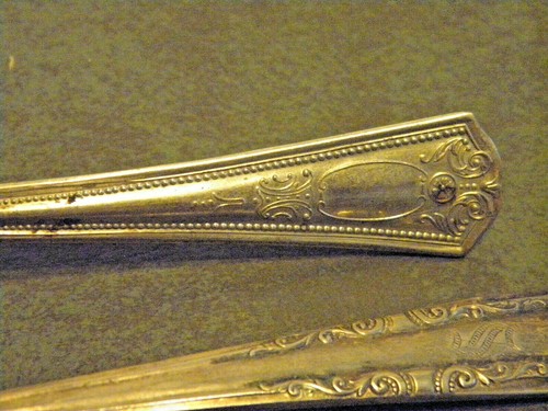 4 VINTAGE BUTTER KNIVES 2 SIVER PLATE 1 STAINLESS 1 NICKLE SILVER SEE PICTURES - Picture 8 of 11