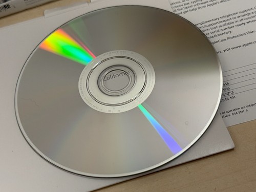 Snow Leopard 10.6.3 Mac OS X Operating System Apple DVD Install - Picture 4 of 4