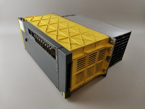 Fanuc A06B-6102-H215#H520 - Foto 1 di 4