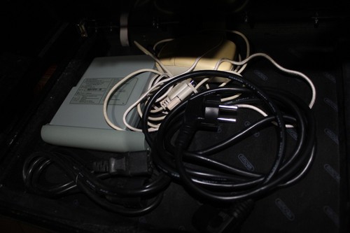 Siemens Nixdorf con Valigia Rigida e Accessori - Afbeelding 3 van 6