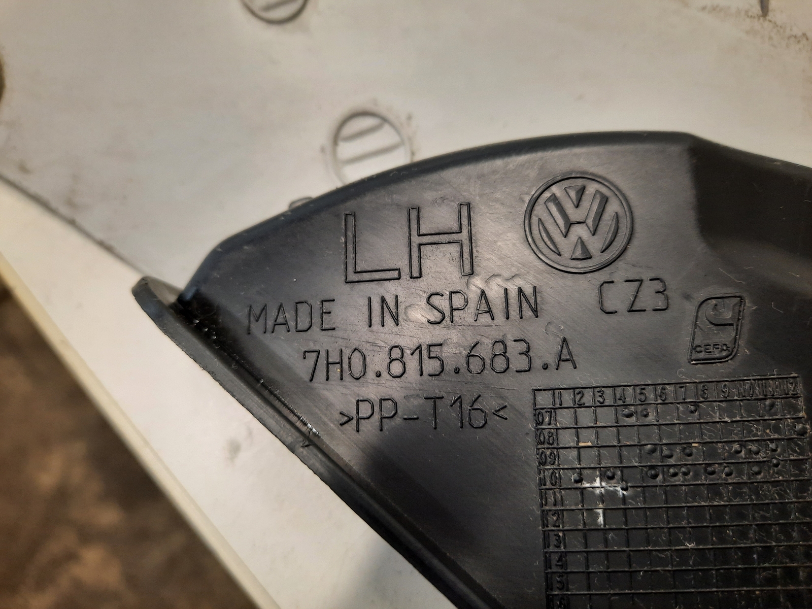 Innenverkleidung A-Säule Säulenverkleidung Satz VW Transporter T5  