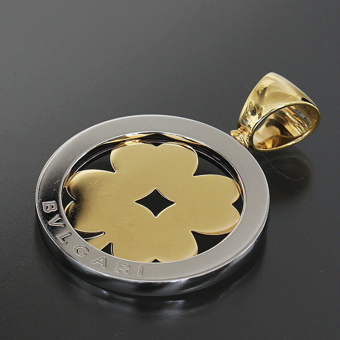 BVLGARI Tondo Clover Round Charm Pendant Top Stainless Steel BVLGARI Tondo Clover Round Charm Pendant Top Stainless Steel