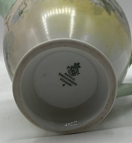 Tirschenreuth Bavaria Pitcher Celadon Green Floral Daisies Handpainted Mtg - Picture 7 of 12