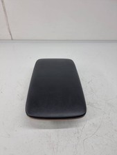 Nissan Ariya 2025 Armlehne ESP51087