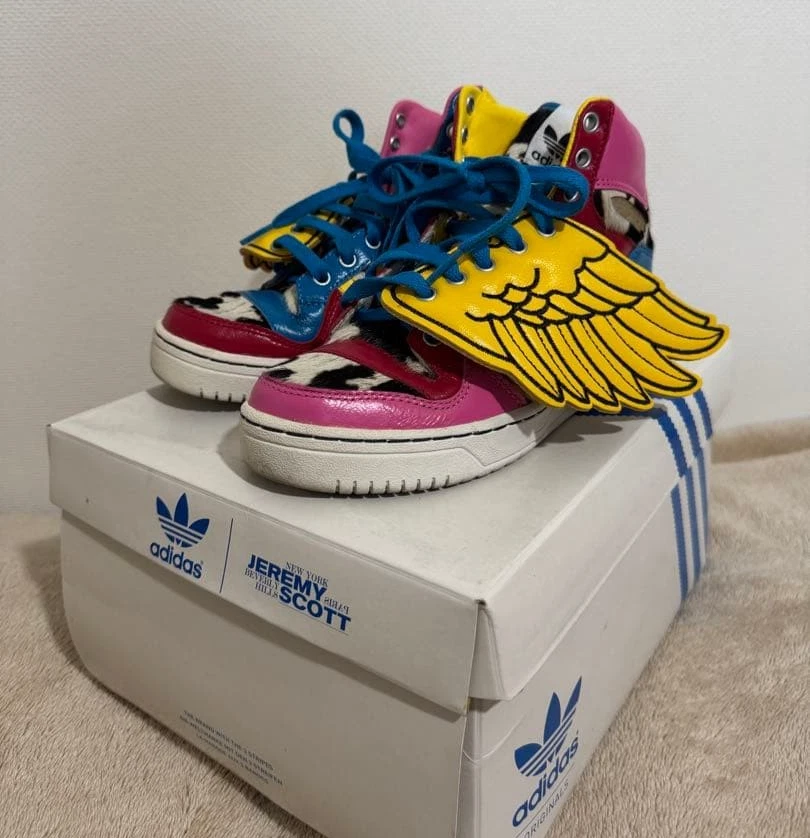 adidas Jeremy Scott X 2Ne1 White for Sale | Authenticity