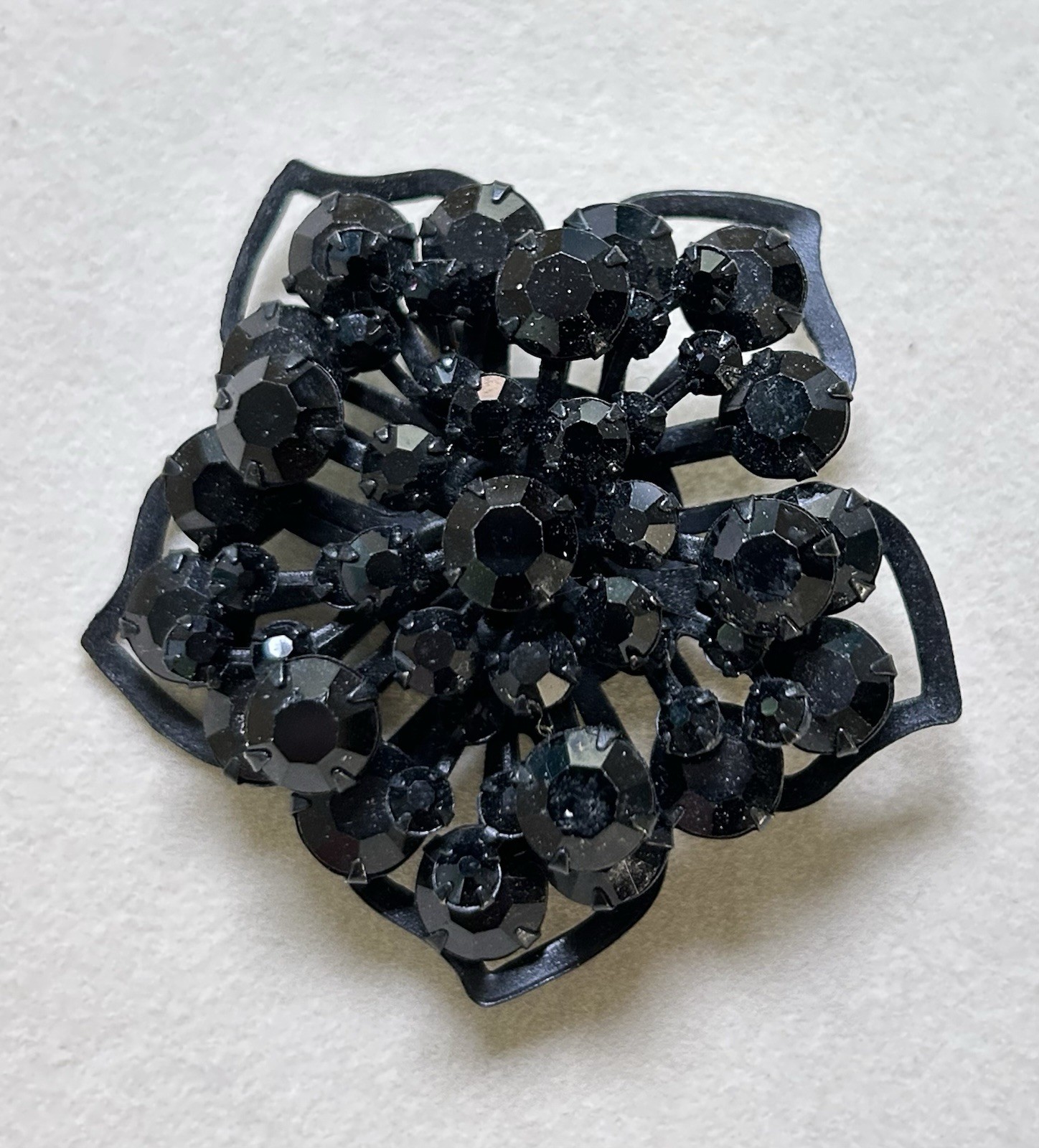 Large Black Unsigned Pentagonal Rhinestone Brooch… - image 3