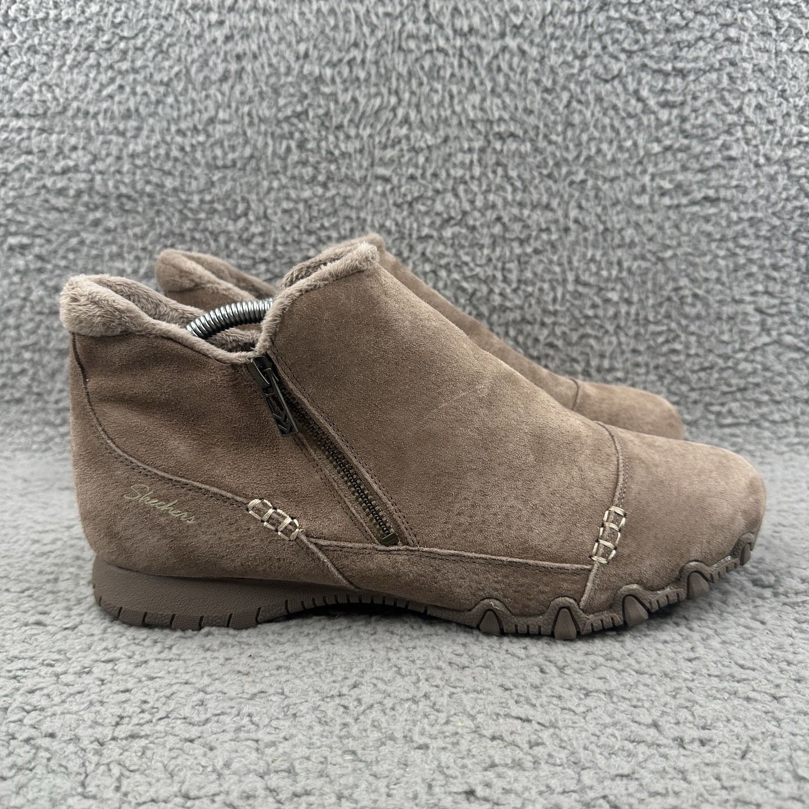 Skechers Womens Shoes Mushroom Brown Suede Leather Ankle Bootie Wide Fit Size 12