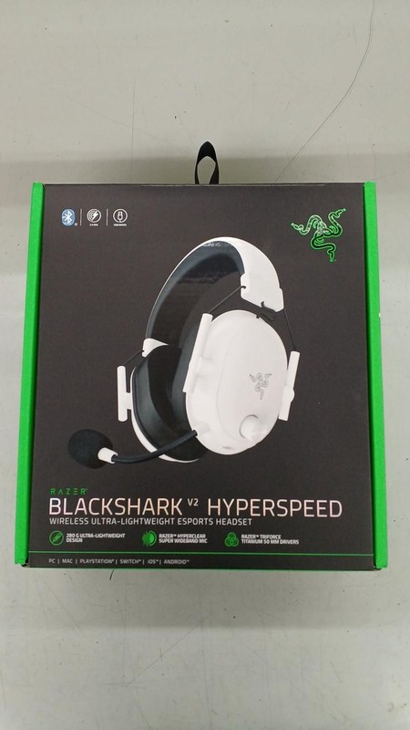 Razer BlackShark V2 HyperSpeed Wireless Gaming Headset