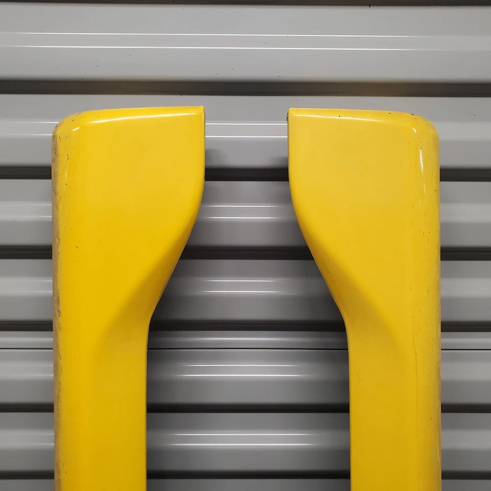 Mazda Protege5 2002 2003 OEM paneles basculantes faldones laterales par HZ *recogida local* Foto 2 de 4