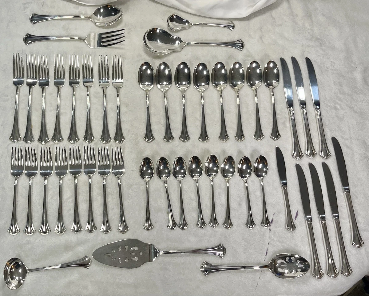 International Silver Flatware-Set Antique US Silver-Plated
