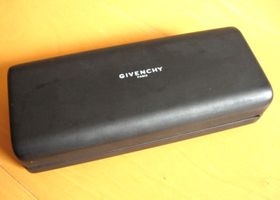 Brillenetui Givenchy