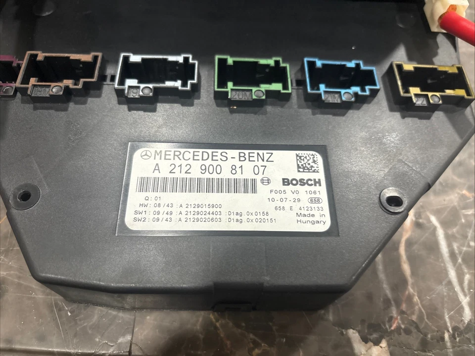 Módulo de caja de fusibles SAM DELANTERO CLASE MERCEDES W204 C250 C300 2010-2013 A2129008107 Foto 2 de 4