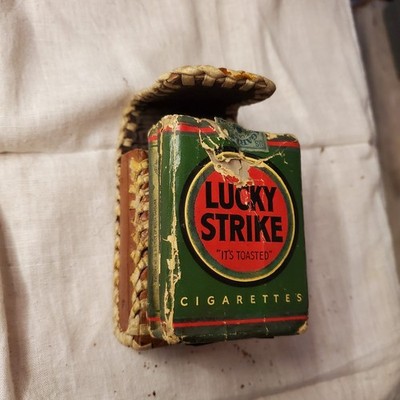 Lucky Strike Green Cigarette W Orig Leather Pouch 