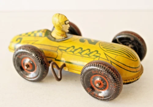 VINTAGE 1930/1940  MARX TIN LITHO WIND UP #2  YELLOW  RACE CAR WITH DRIVER 6"