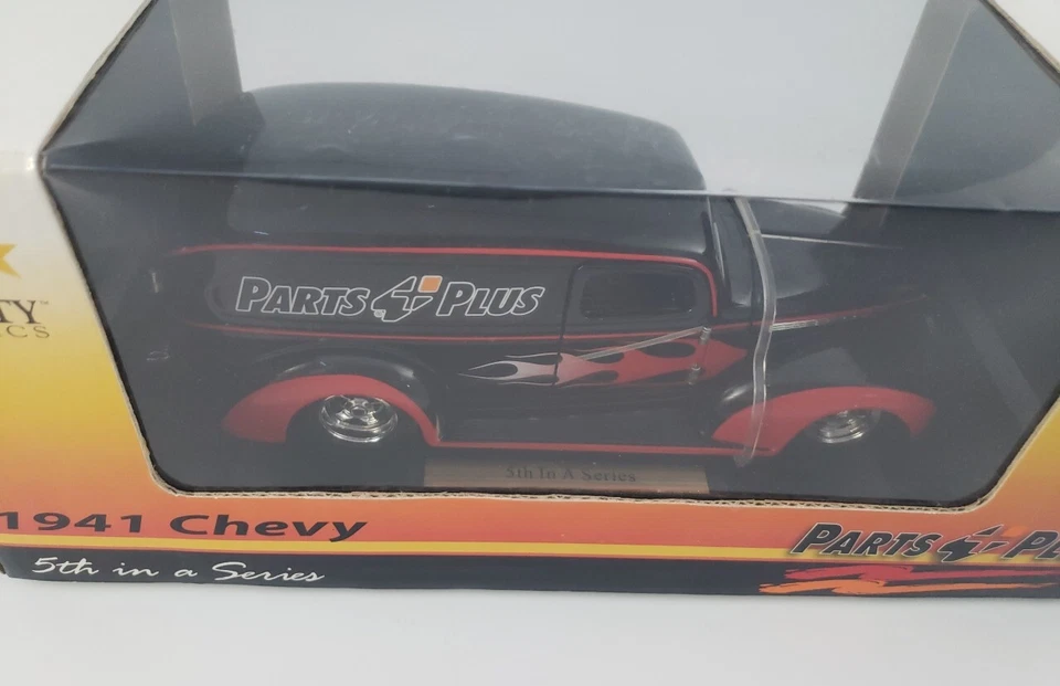 Liberty Classics Parts Plus 1941 Chevy Street Rod diecast escala 1:25 Foto 3 de 4