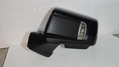 2019-2025 GMC SIERRA 1500 DOOR MIRROR DRIVER LEFT W/BLINDSPOT & PUDDLE LIGHT OEM