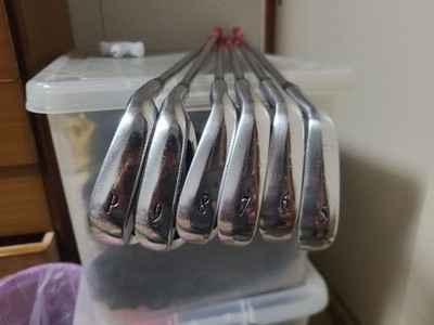 Used Srixon Z565 Iron Set (5 9, PW) with KBS110R Shafts