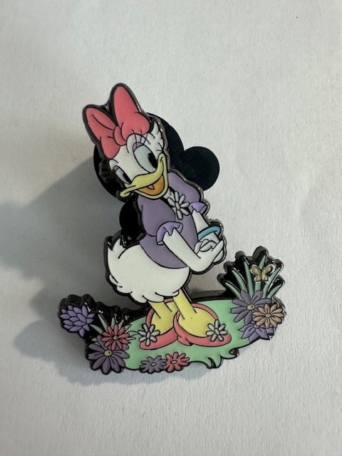Loungefly - Daisy - Mickey and Friends Picnic - Butterfly Mystery Disney Pin B6