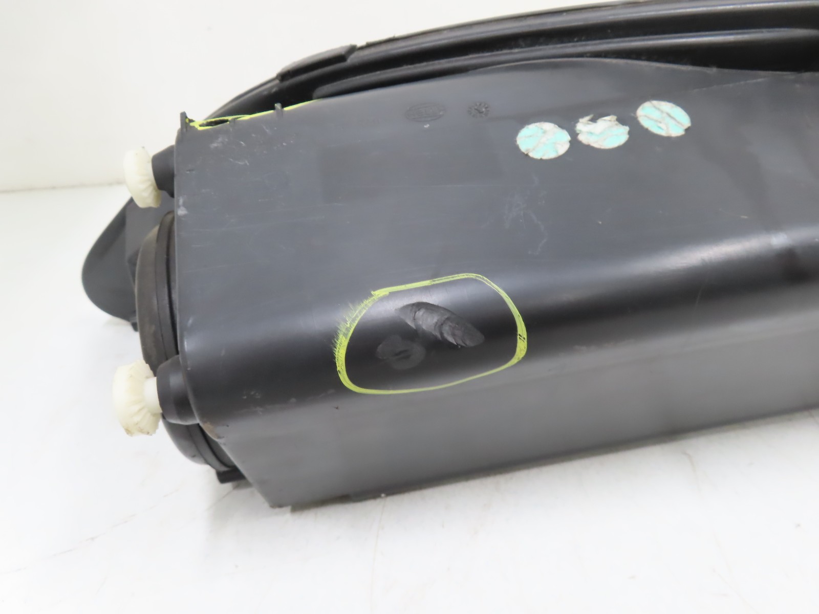 06 Lamborghini Gallardo Headlight Left Damage OEM 401941003F