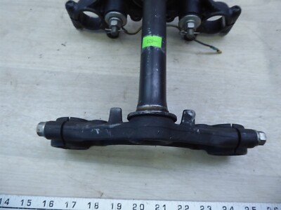 1979 Kawasaki KZ400 LTD K829) triple tree steering stem clamp yoke