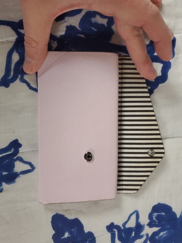 Henri Bendel Pink Snap Close Wallet Card Holder W Black White Stripes 6.5 X 3.5 - 第 2/5 張圖片