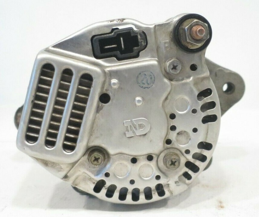 kenta　3 OEM Kubota 3 CYLINDER DIESEL ALTERNATOR 1667864012 fit D902