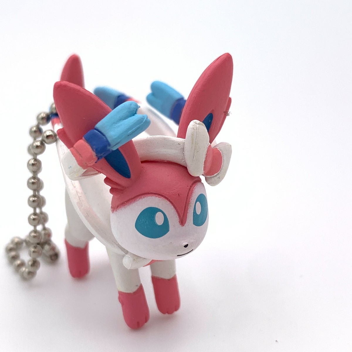 Sylveon Connect Capsule Toy Gacha Mini Figure Key Chain Pokemon