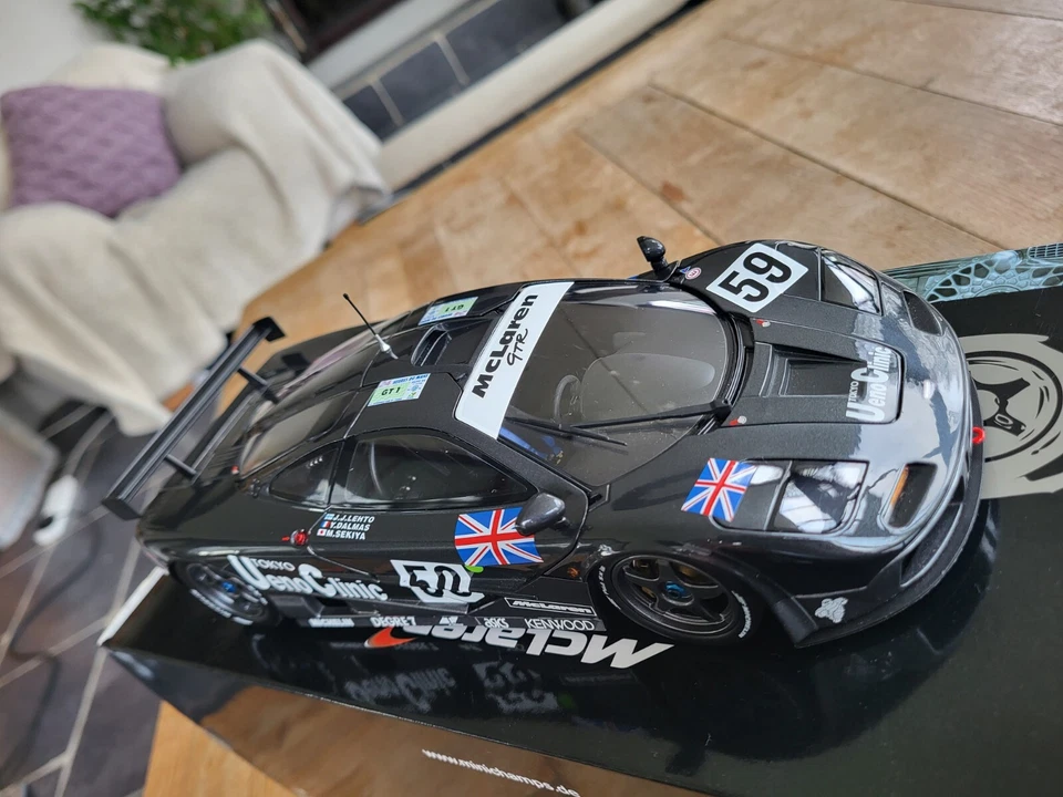 Minichamps 530133559 - McLaren F1 GTR Ueno Clinic ganador 24H Le Mans 1995 Foto 4 de 4