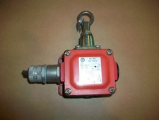 Allen Bradley Cable Pull Switch 802C-H58M6