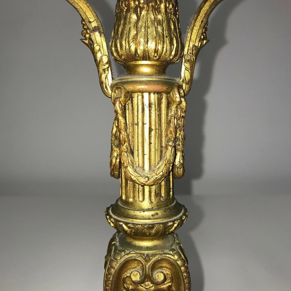 Beau pied de lampe en bronze doré 19°, Empire . - Photo 4/4