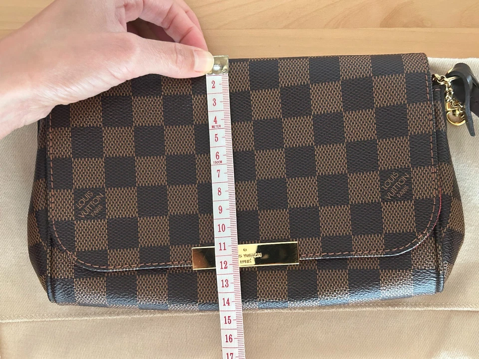 Louis Vuitton Womens Crossbody Bag Favorite - Image 4 of 4