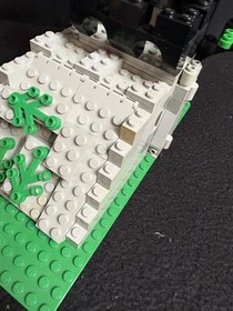 1987 Lego 6066 Camouflaged Outpost Knights Knights Castle Forestmen